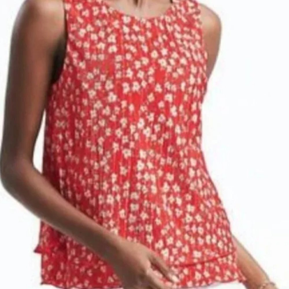 Banana Republic Red Floral Pleated Tank Top